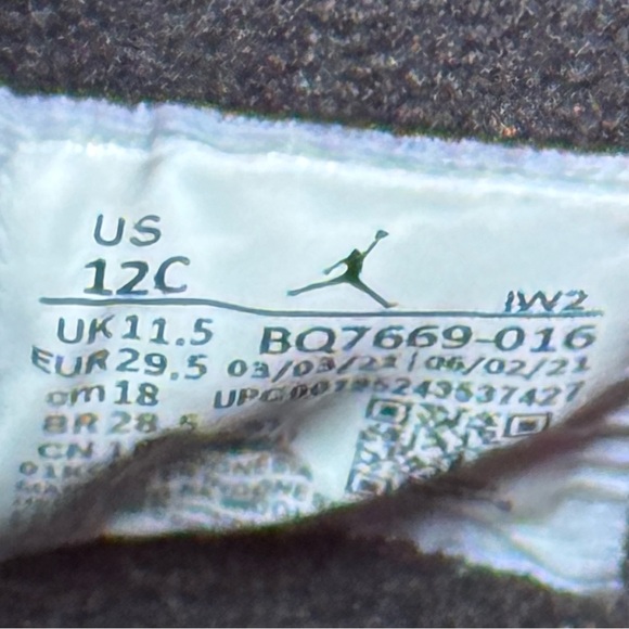 Nike Air Jordan 4 Retro “Red Thunder” Sneakers Toddler’s SZ 12 C - Picture 5 of 13